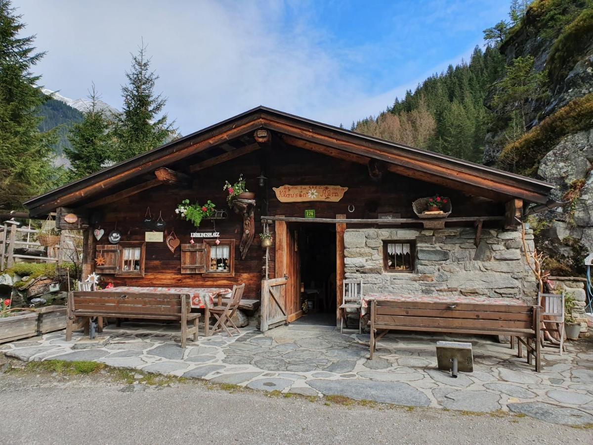 Hotel Gasthaus Schwarzenstein Ginzling Esterno foto